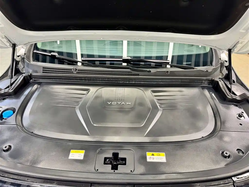 Dreams Explorer 2024款 PHEV Extra-long Range Flagship Edition