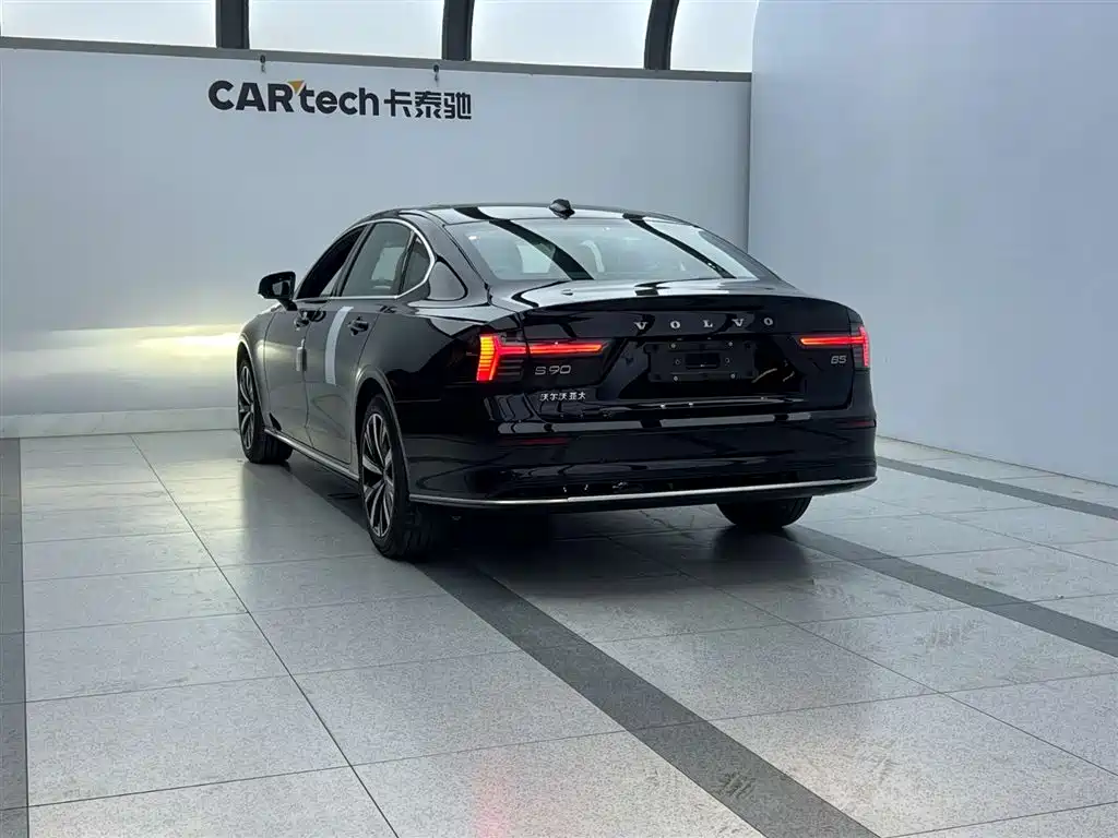 Volvo S90 2026 B5 Intelligent Comfort Luxury Edition