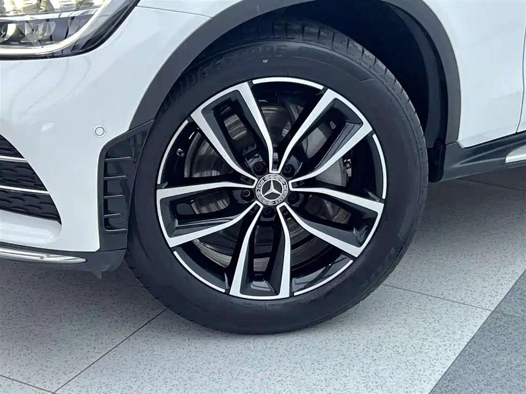 Mercedes GLC 300 L 4MATIC Sport Line 2020款