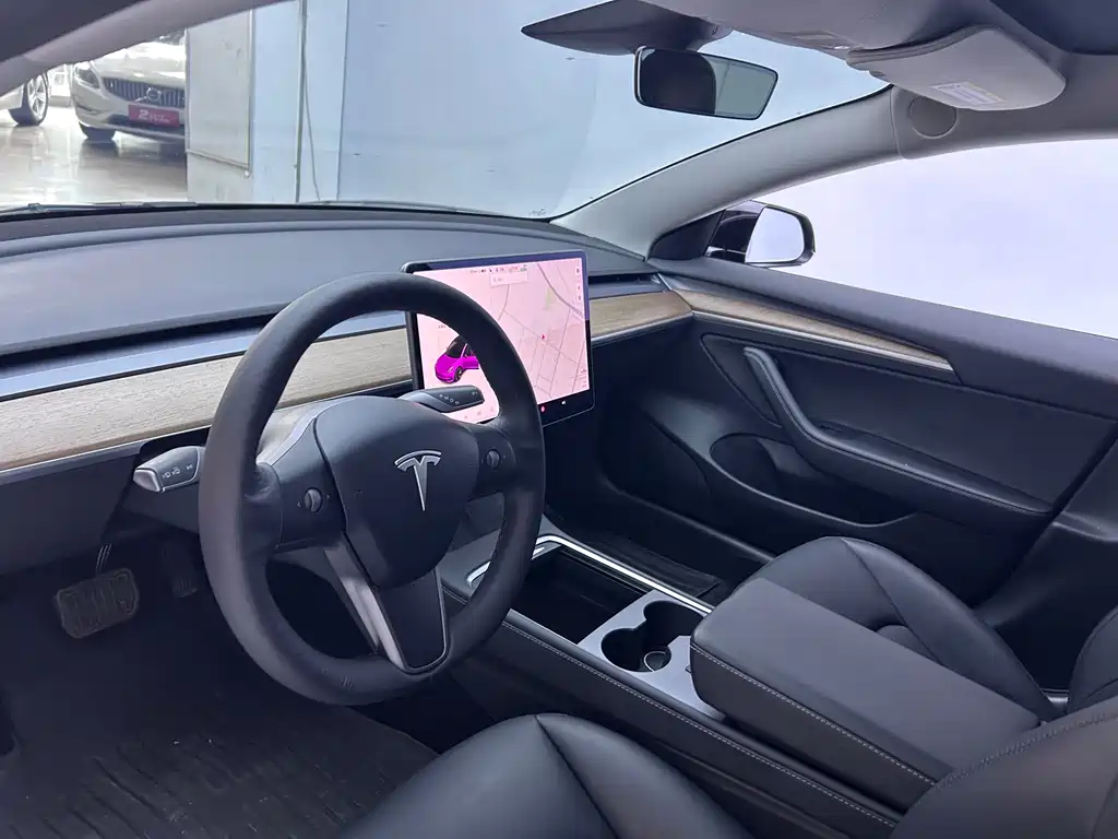 Model 3 Standard Range Rear-Wheel Drive Upgrade 2021