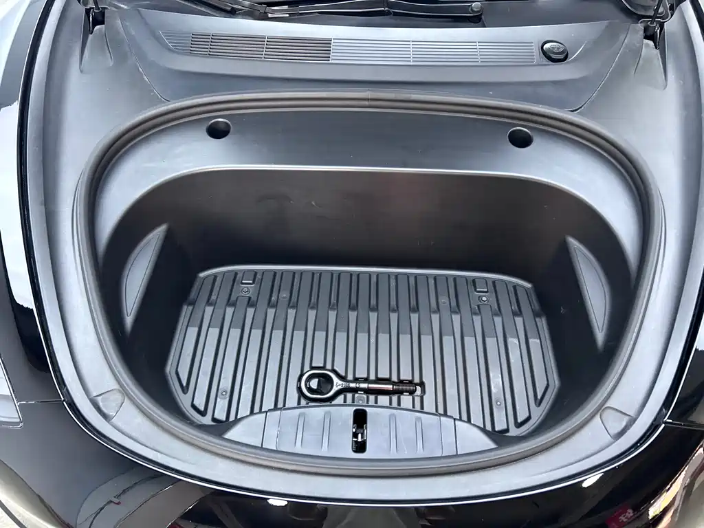 Model 3 Standard Range Rear-Wheel Drive Upgrade 2021