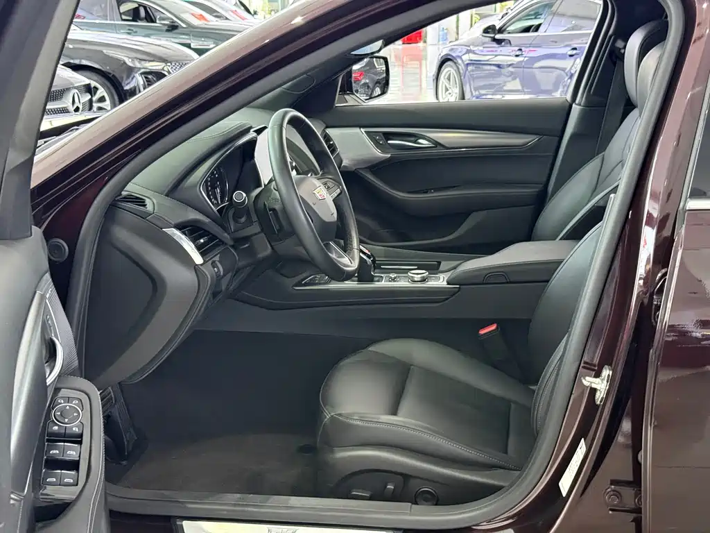 Cadillac CT5 2020 Model Year Restyled 28T Luxury Edition