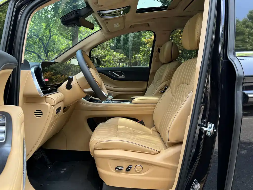 Dream Home 2024 Model PHEV Extra-long Range Flagship Edition