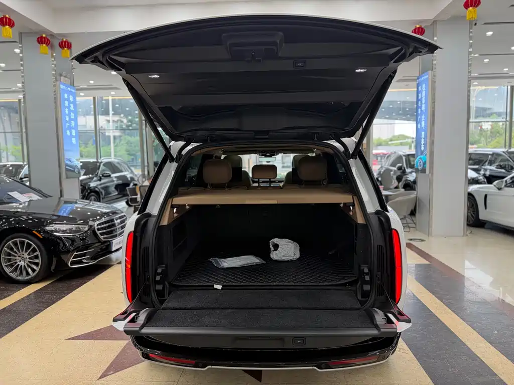 Range Rover 2023 3.0 L6 400PS Creation Extended Edition