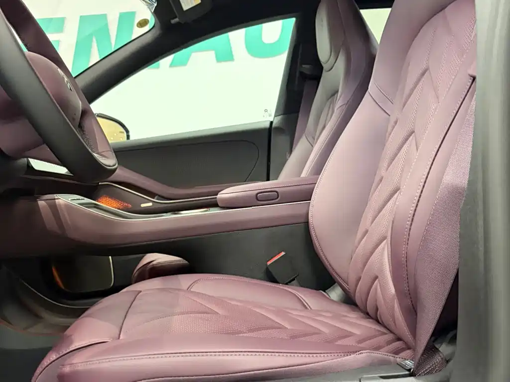 NIO ET5T 2026 Model Touring