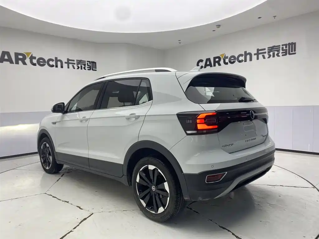 Tayron 2023 200TSI DSG Yuezhiilian Edition