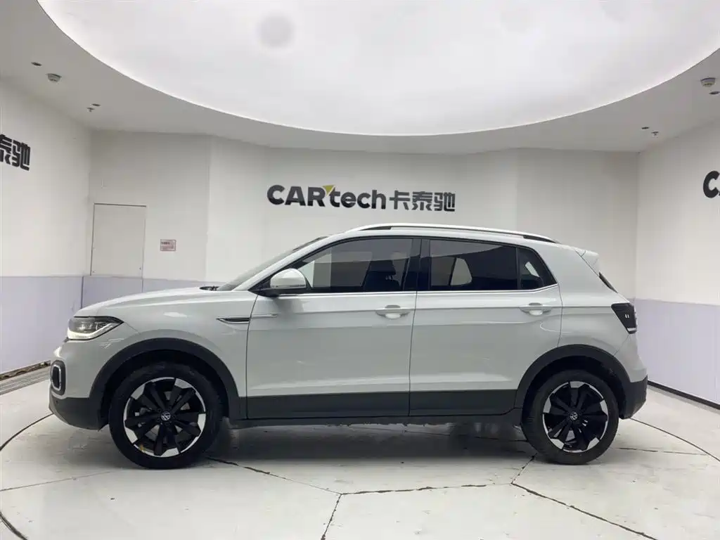 Tayron 2023 200TSI DSG Yuezhiilian Edition