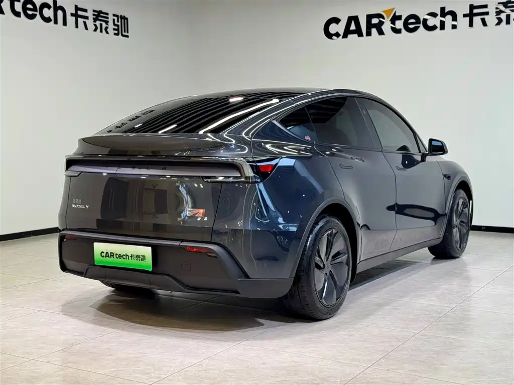 Model Y 2025 Rear-Wheel Drive Edition