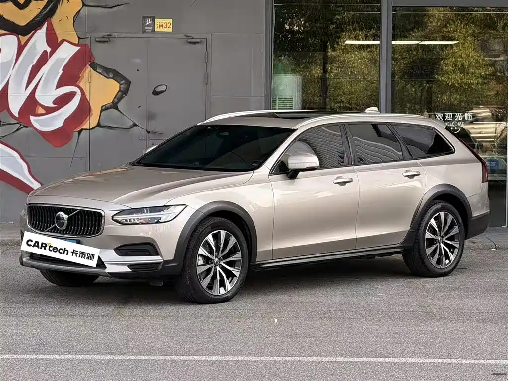 Volvo V90 2023 Cross Country B5 AWD Zhizhuan Edition