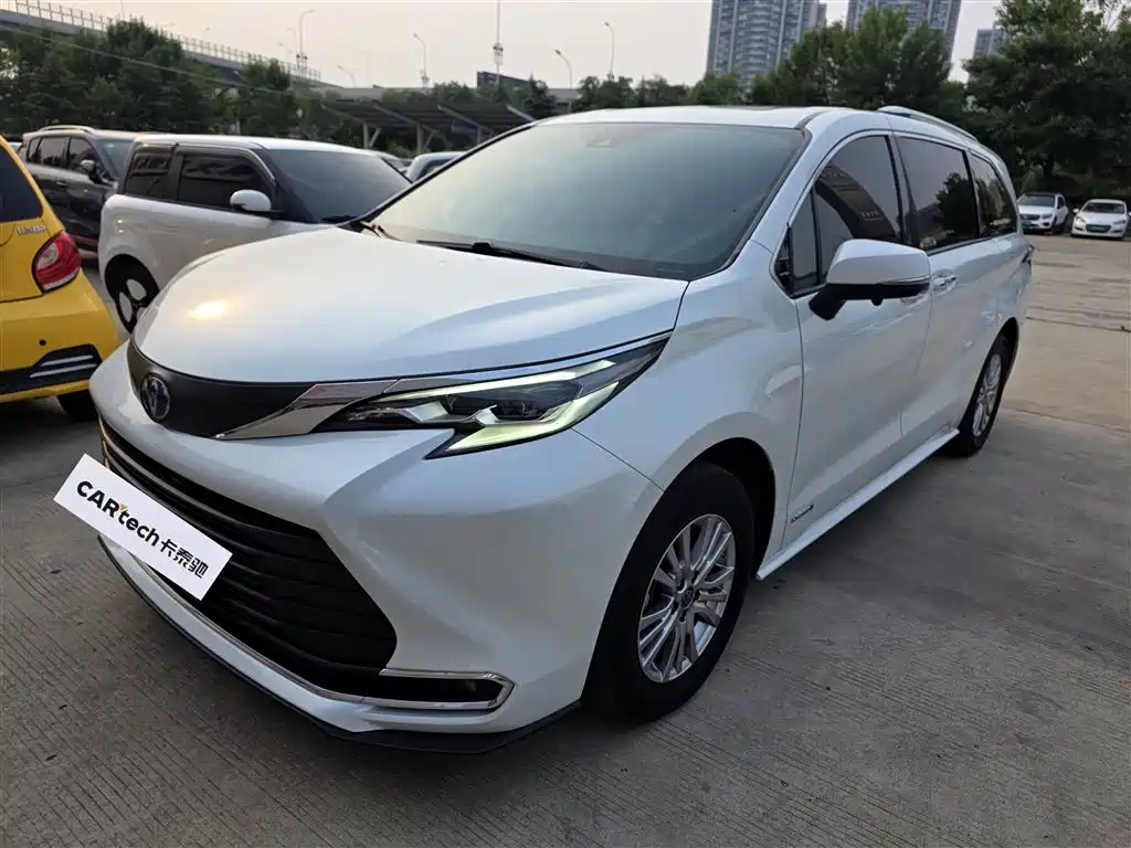 Sienna 2021 2.5L Hybrid Comfort Edition