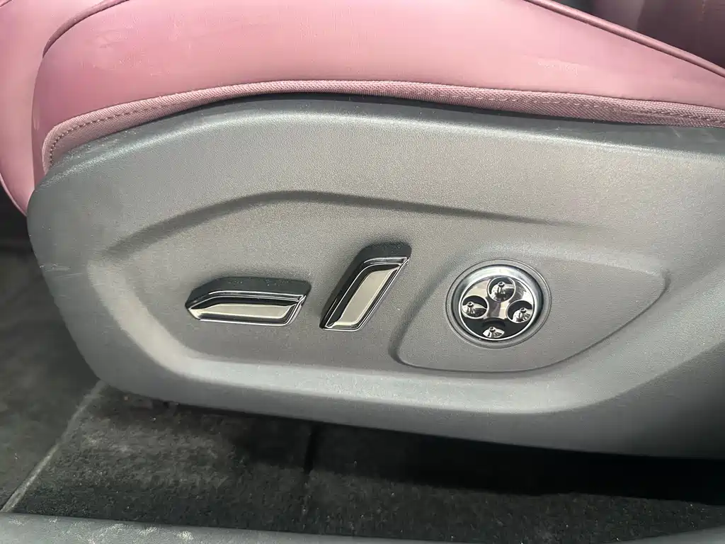 FREE+ All-Wheel Drive Qingkun Edition