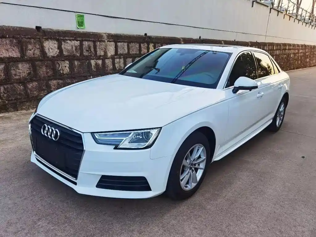 Audi A4L 2017 Plus 40 TFSI进取型