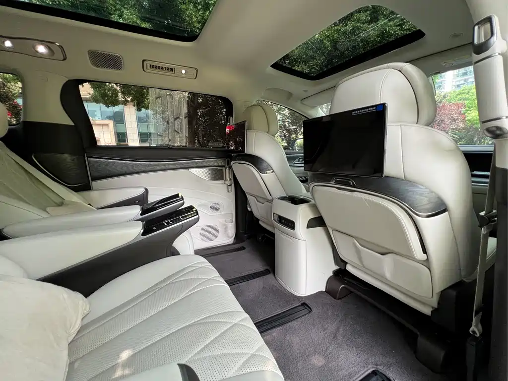Tengri D9 2025 Model DM-i Intelligent Driving Edition 1020 All-Wheel Drive Prestige Version