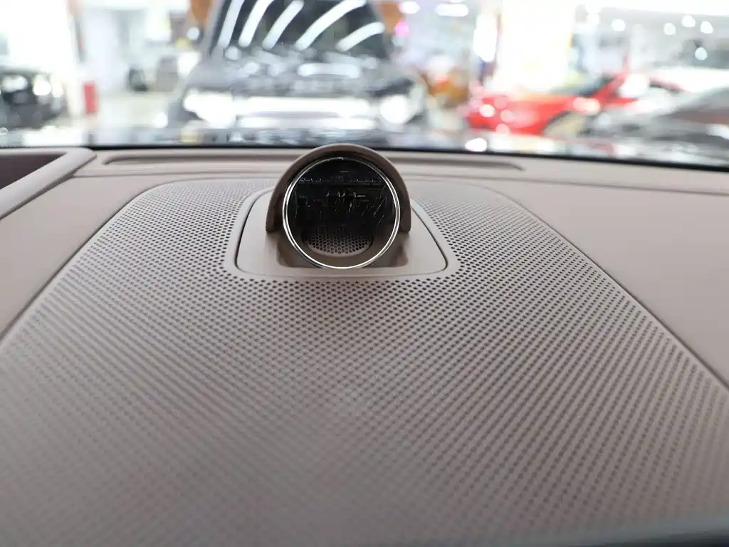 SUV M9 2025 Edition Range-Extended Ultra Version 52kWh 5-Seat (192-line LiDAR)