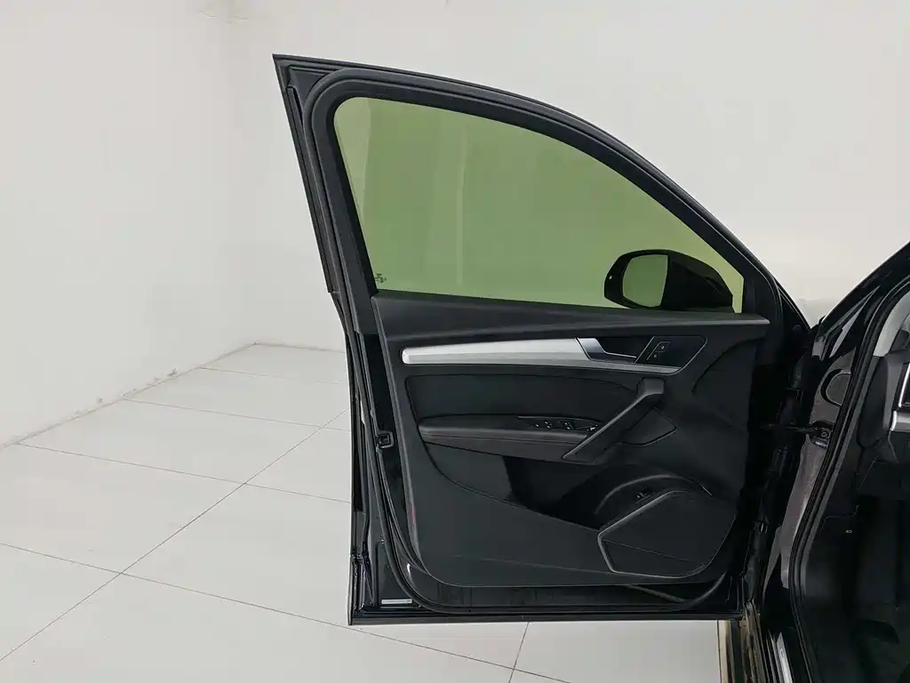 Audi Q5L 2020 40 TFSI Luxury Fashion Edition