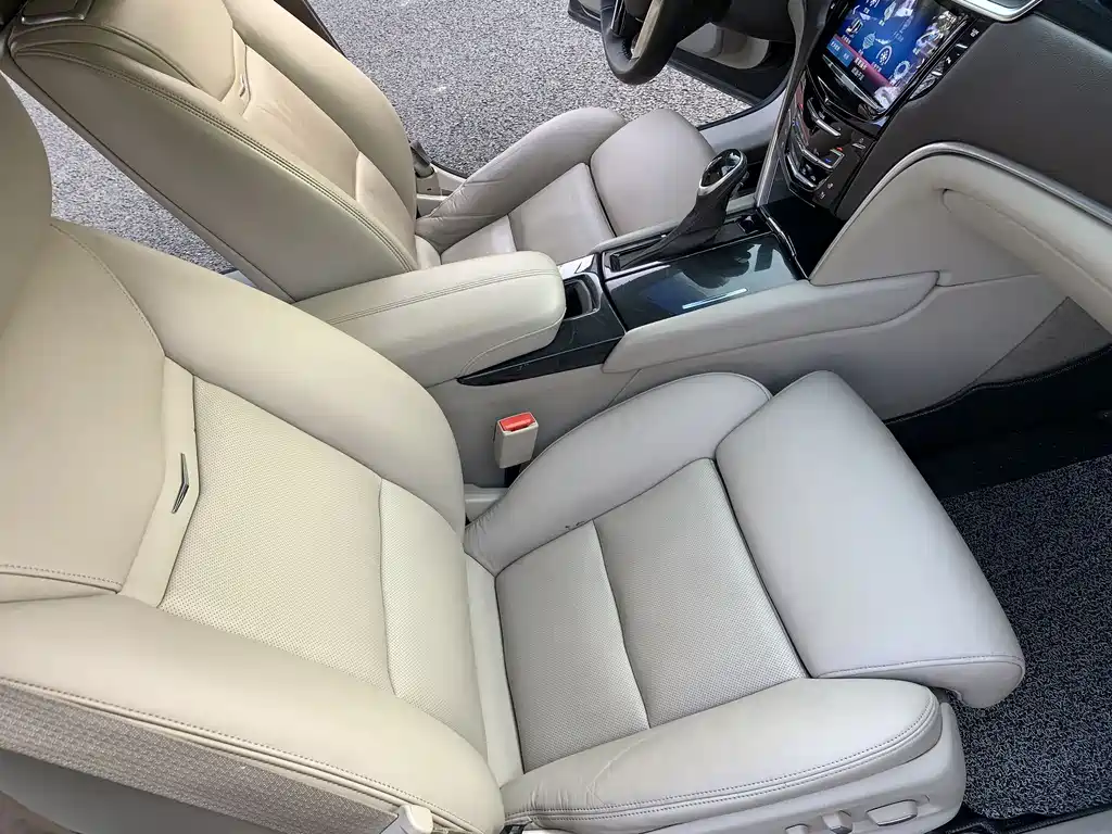 Cadillac XTS 2015 28T Platinum Edition