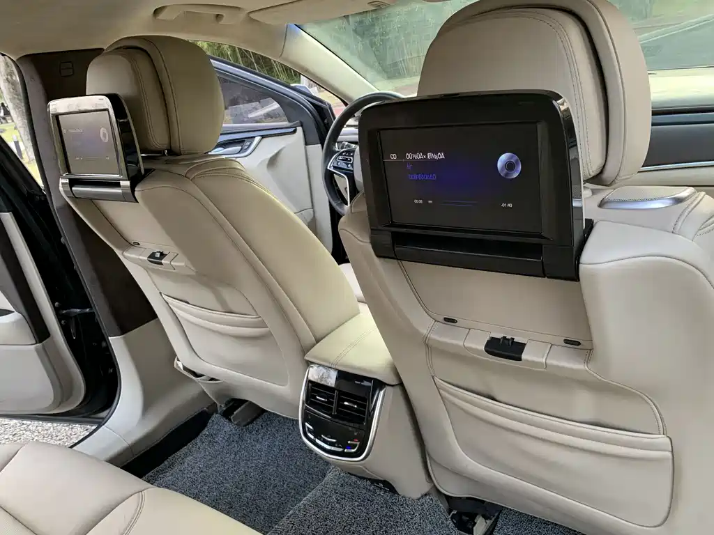 Cadillac XTS 2015 28T Platinum Edition