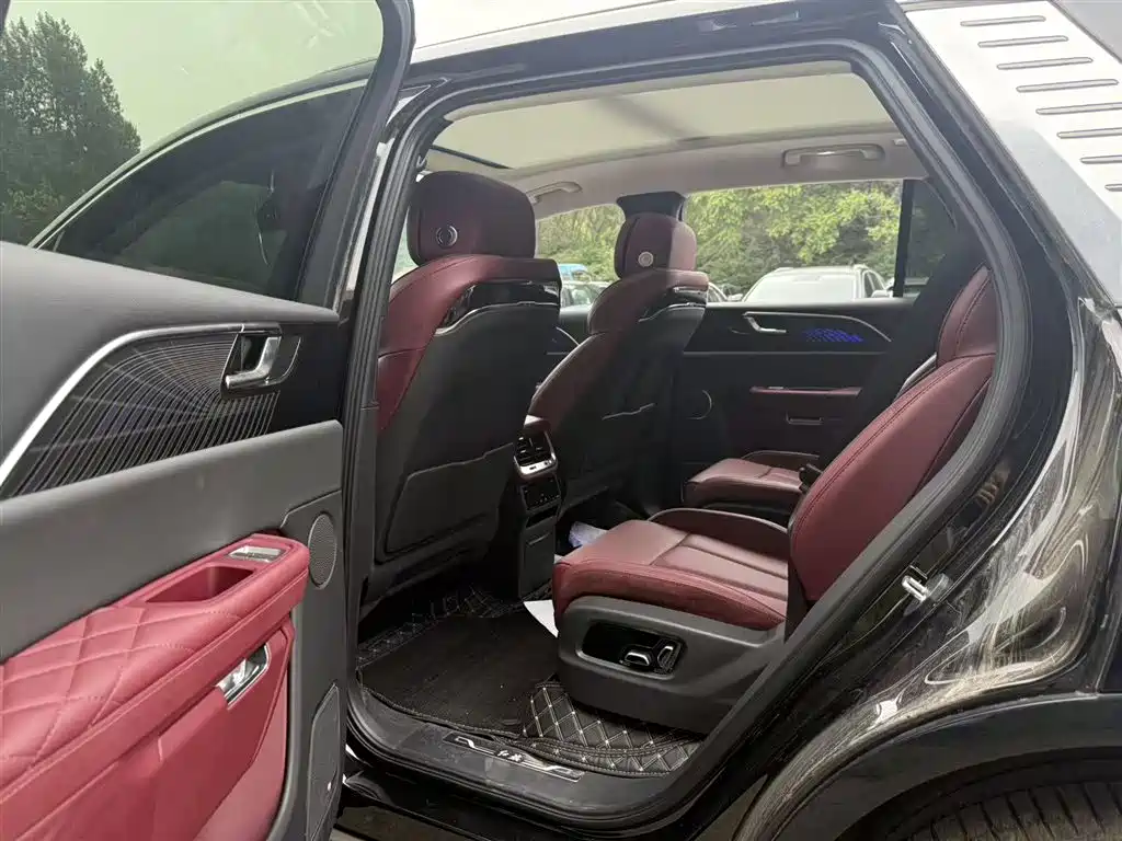 红旗E-HS9 2022 660km Flag Comfort Edition 6-seater