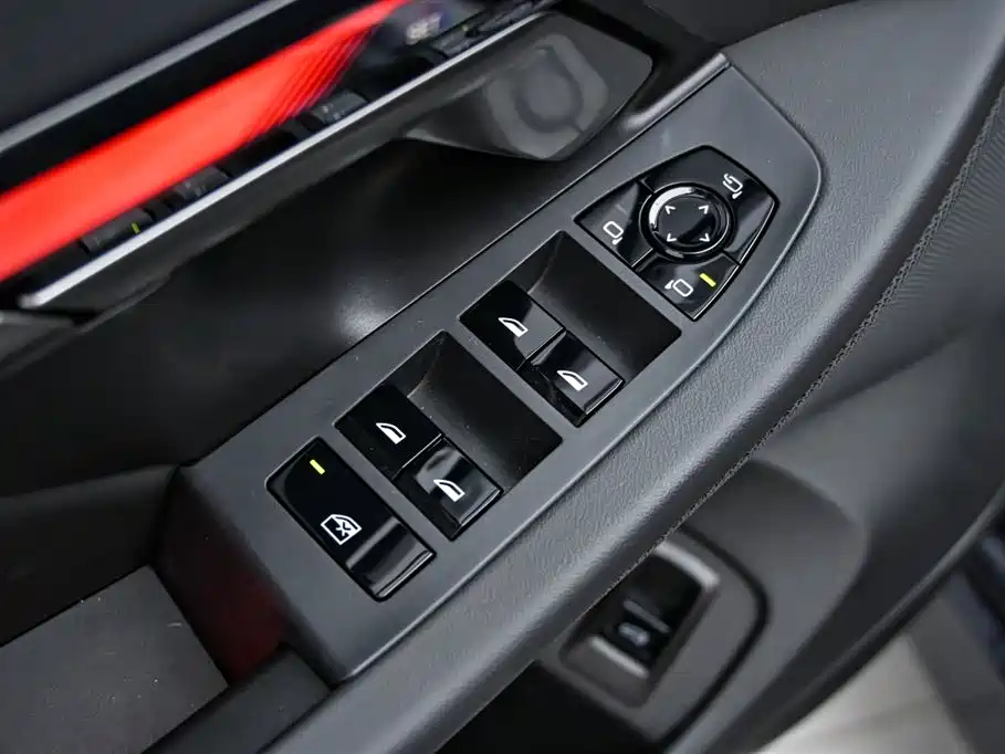 BMW i5 2025 model eDrive 40L M Sport Package