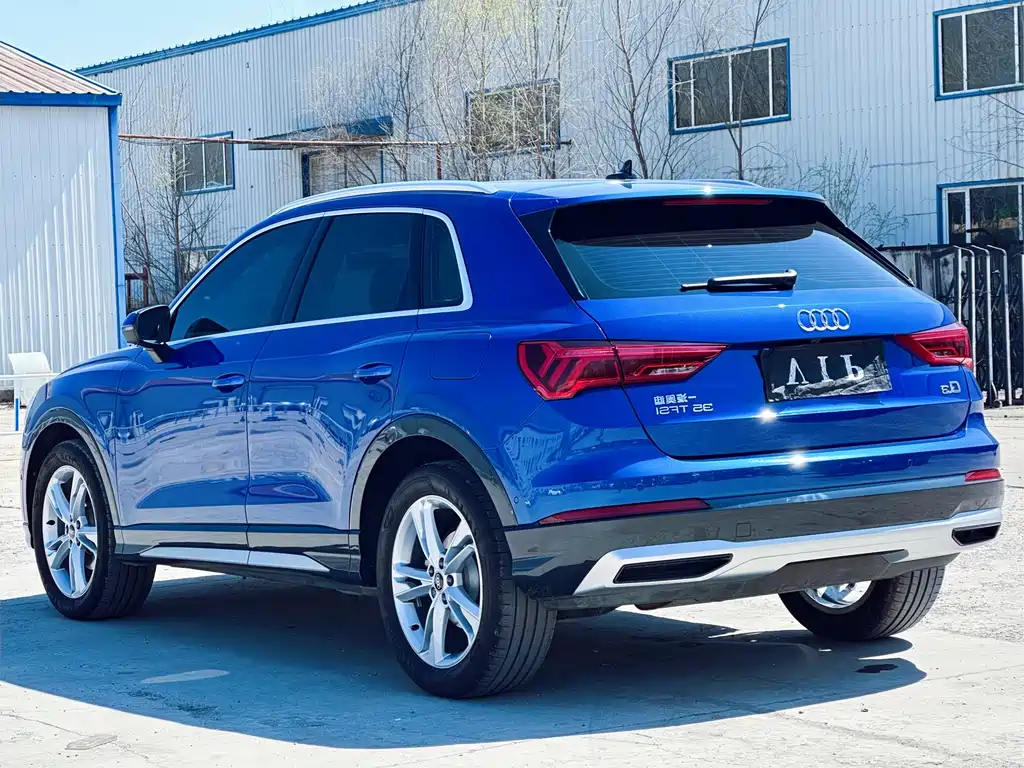 Audi Q3 2021 35 TFSI Fashion Elegance Edition