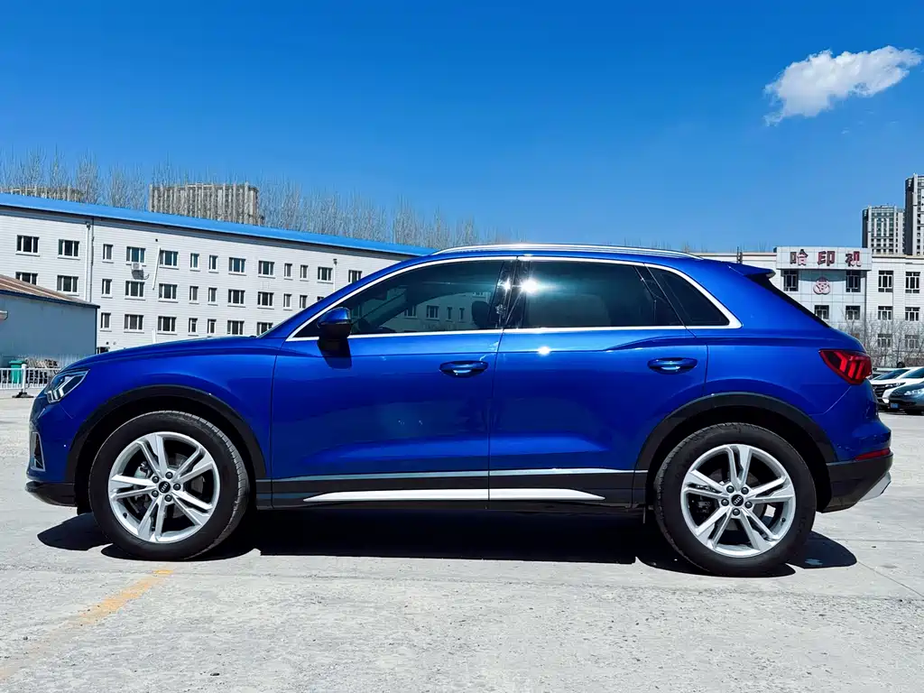 Audi Q3 2021 35 TFSI Fashion Elegance Edition