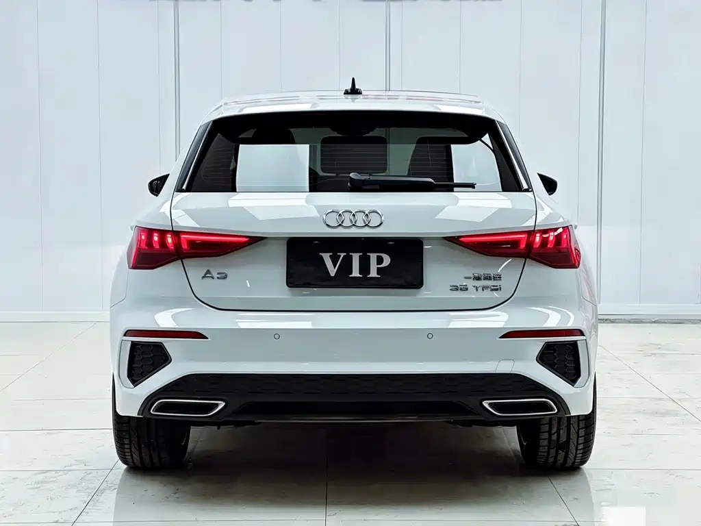 Audi A3 2023 Sportback 35 TFSI Fashion Sport Edition