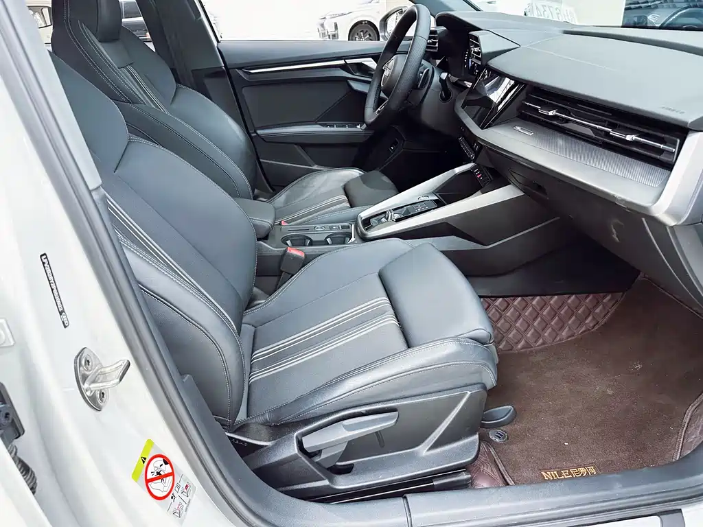 Audi A3 2023 Sportback 35 TFSI Fashion Sport Edition