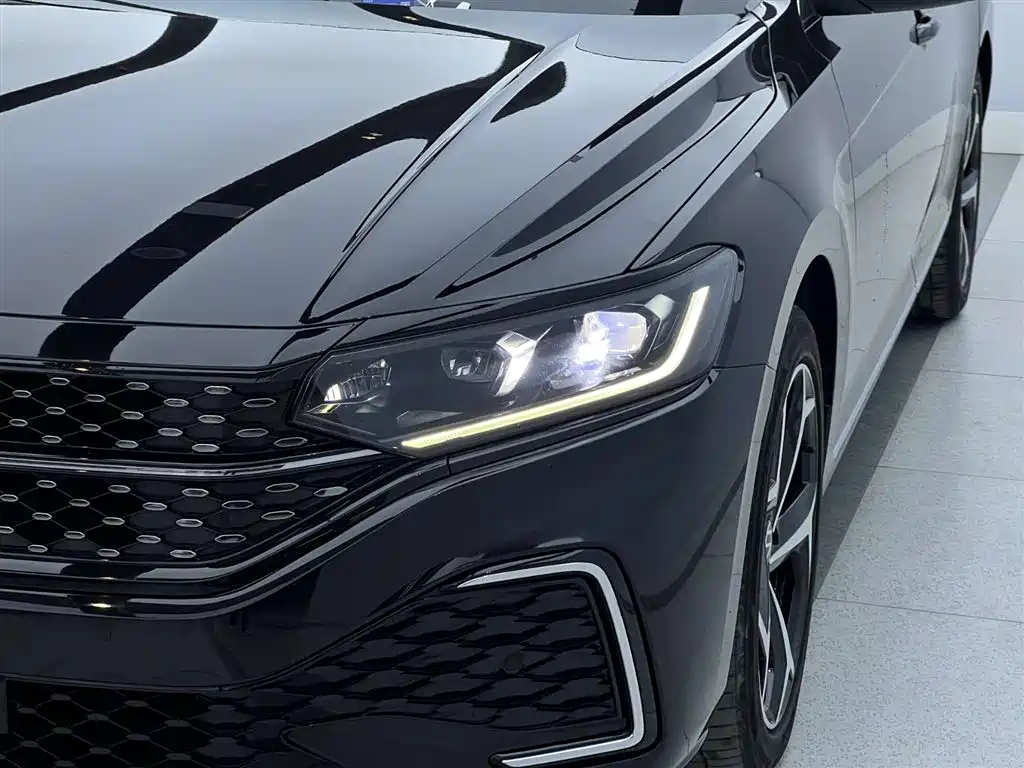Passat 2026 Edition 380 TSI Longteng Edition