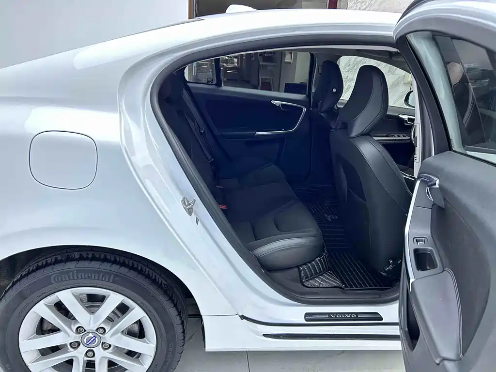 Volvo S60 2016 S60L T3 SmartDrive Edition
