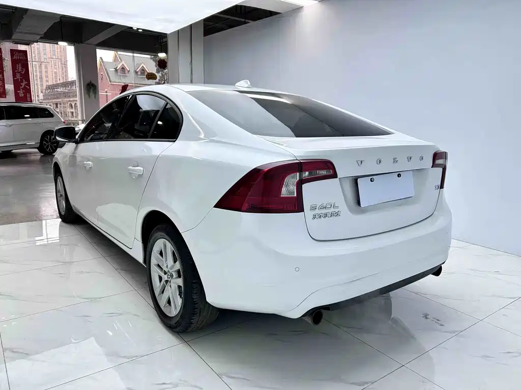 Volvo S60 2016 S60L T3 SmartDrive Edition