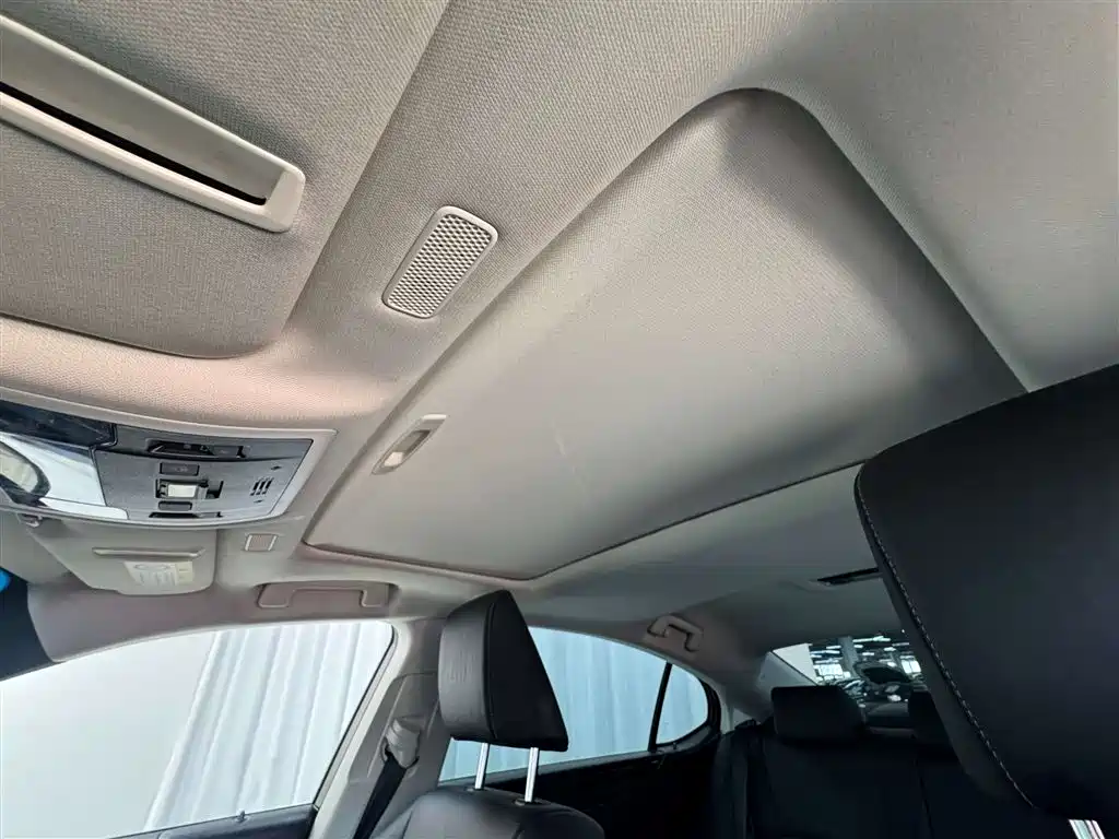 Lexus ES 2020 200 Excellence Edition