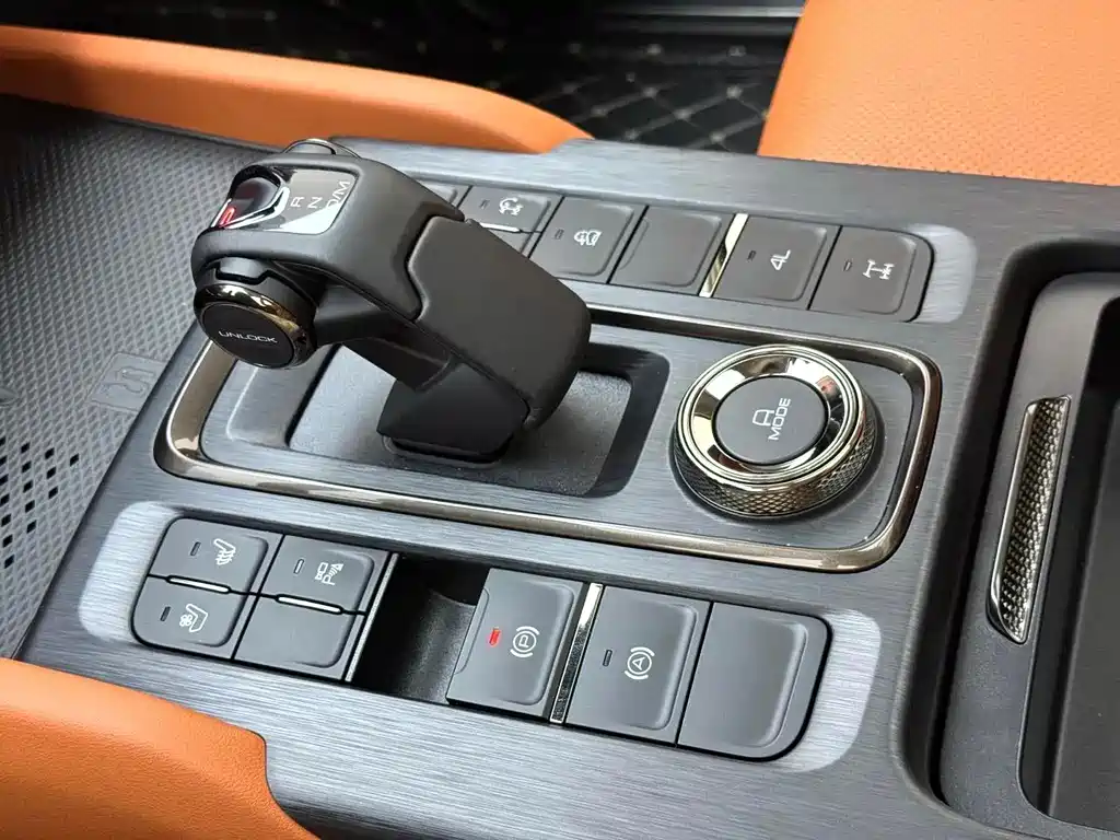 Haval H9 2024 Model 2.0T Gasoline 4WD Extreme Edition