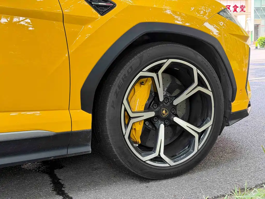 Urus 2018 4.0T V8