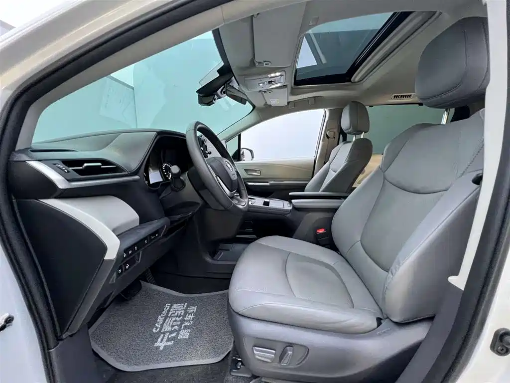 Gravita 2023 2.5L Hybrid Prestige PLUS Edition