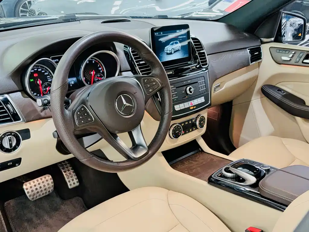 Mercedes-Benz GLE AMG 2017 Model AMG GLE 43 4MATIC