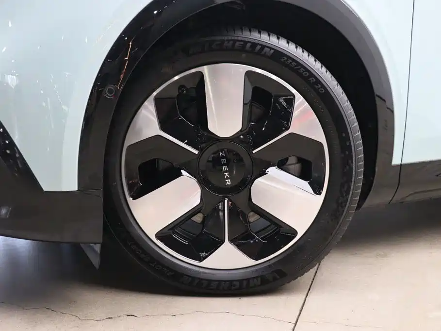 Jizhe MIX 2025 Edition Smart Driving Version