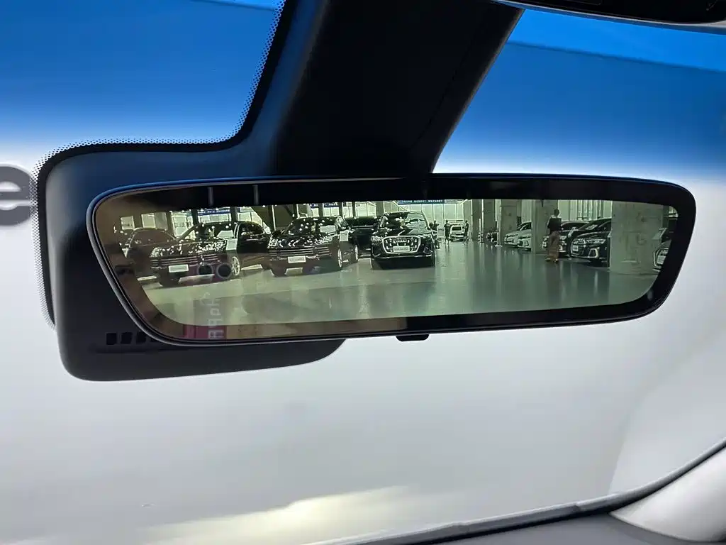 2023 Century 2.0T Six-Seater Yunshe Version