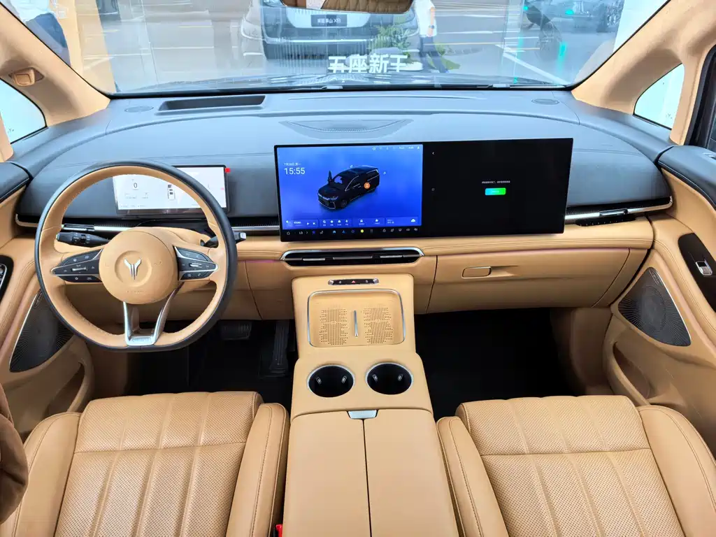 Dreamer 2025 PHEV All-Wheel Drive Flagship Kunpeng Edition