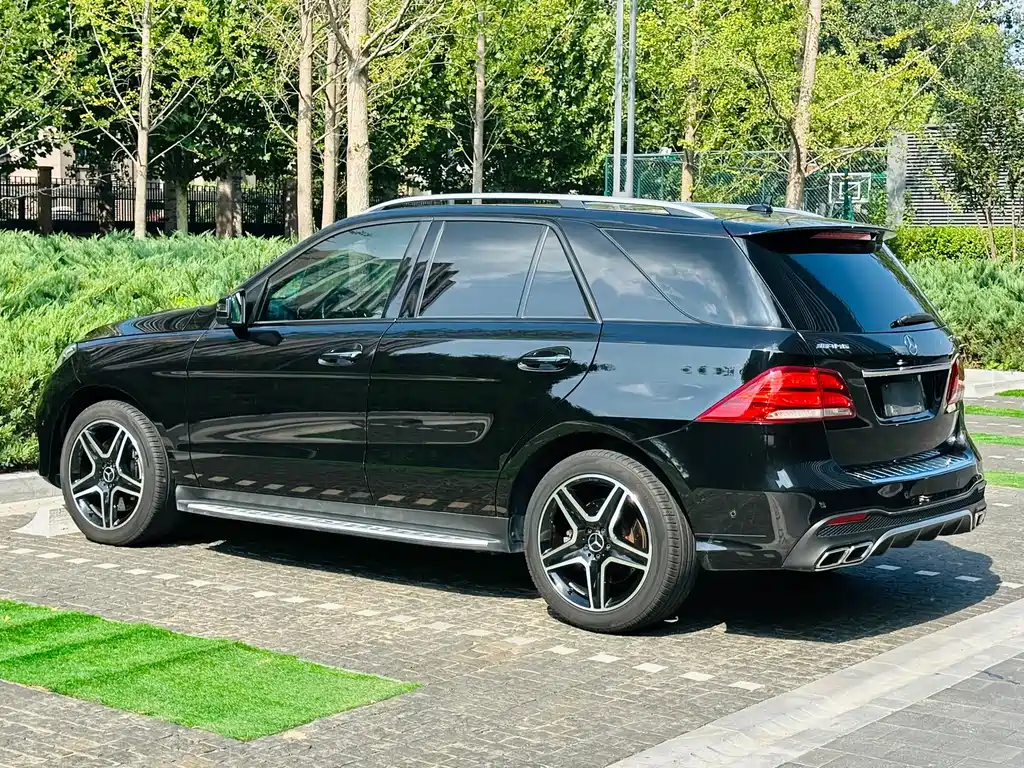 Mercedes-Benz GLE AMG 2017 Model AMG GLE 43 4MATIC