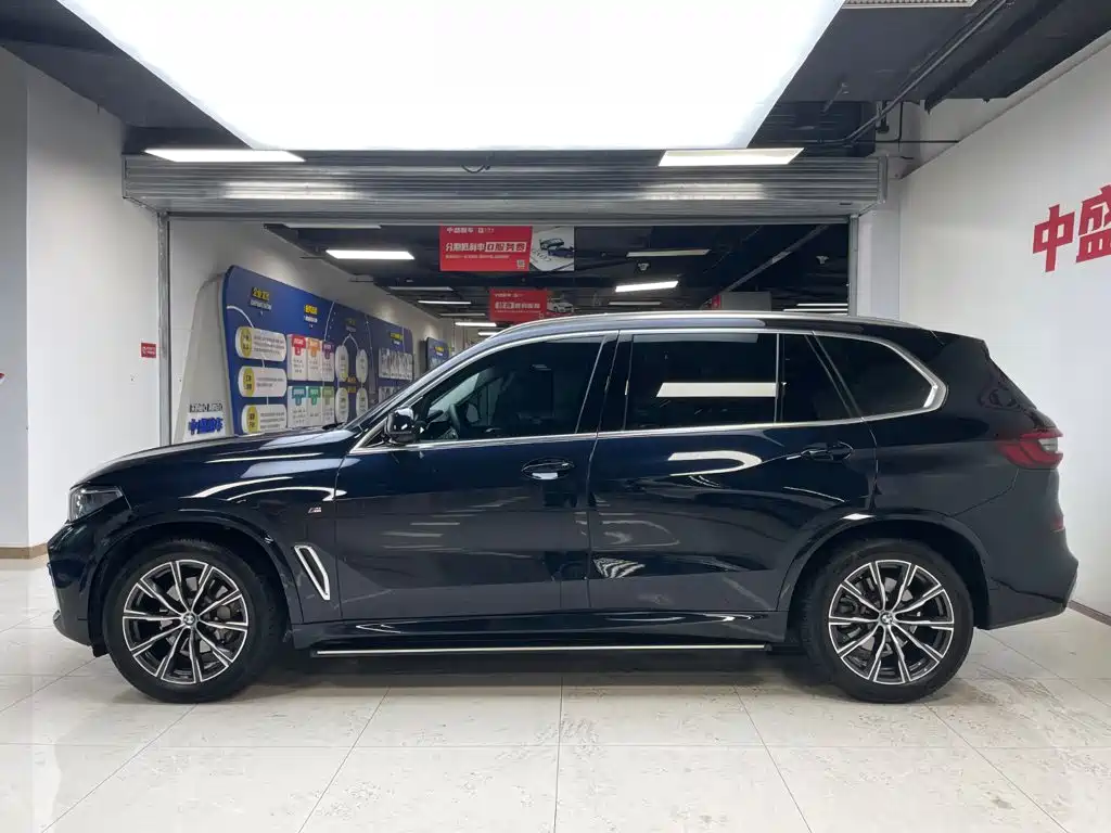 BMW X5 2022 Model Refresh xDrive 30Li M Sport Package