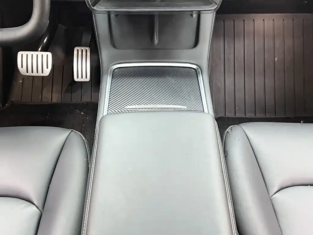 Model Y 2022 Performance All-Wheel Drive