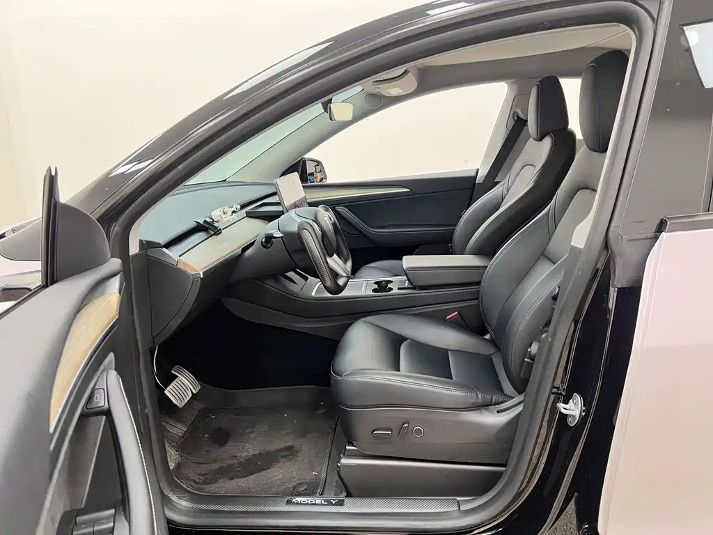 Model Y 2022 Performance All-Wheel Drive