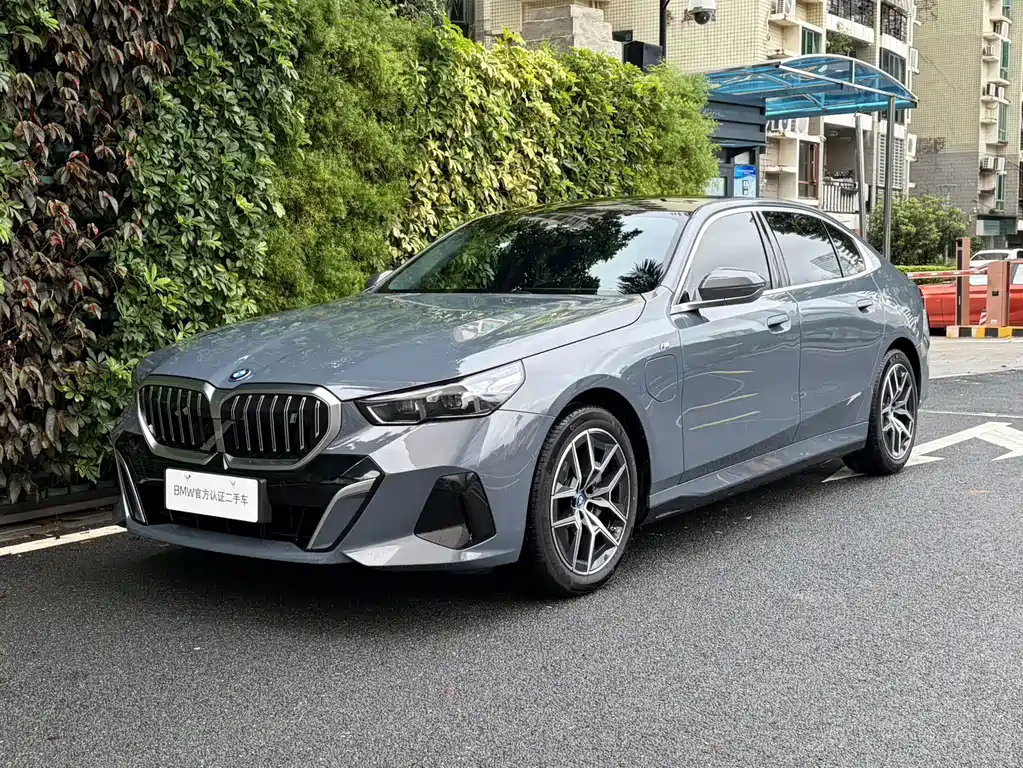 BMW i5 2024 Model eDrive 35L M Sport Package