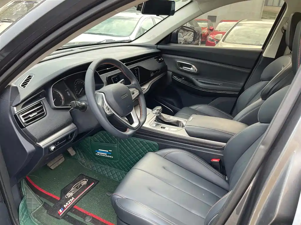 Chang'an Oushang X7 2020 Model 1.5T Automatic ZunGui Type