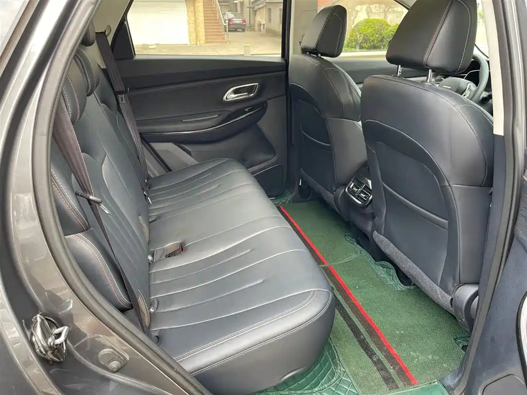 Chang'an Oushang X7 2020 Model 1.5T Automatic ZunGui Type
