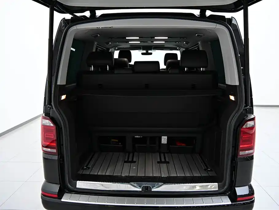 Mighty 2019 2.0TSI 4x4 Premium Edition 7-seater