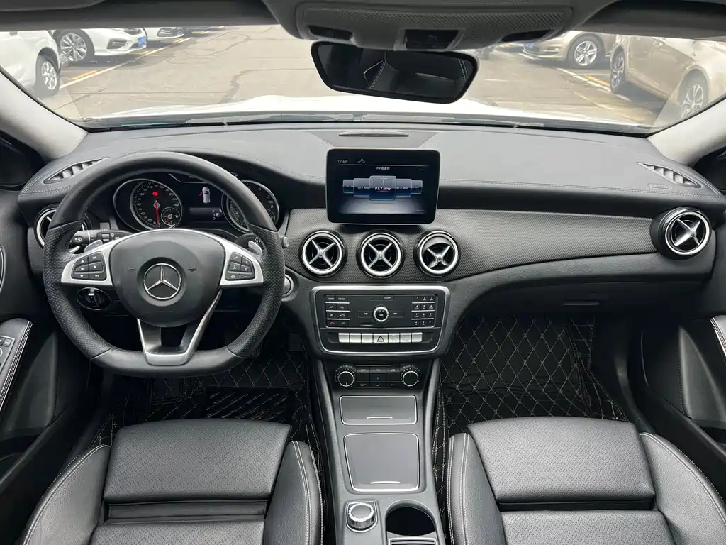Mercedes-Benz GLA 2019 GLA 200 Fashion Edition