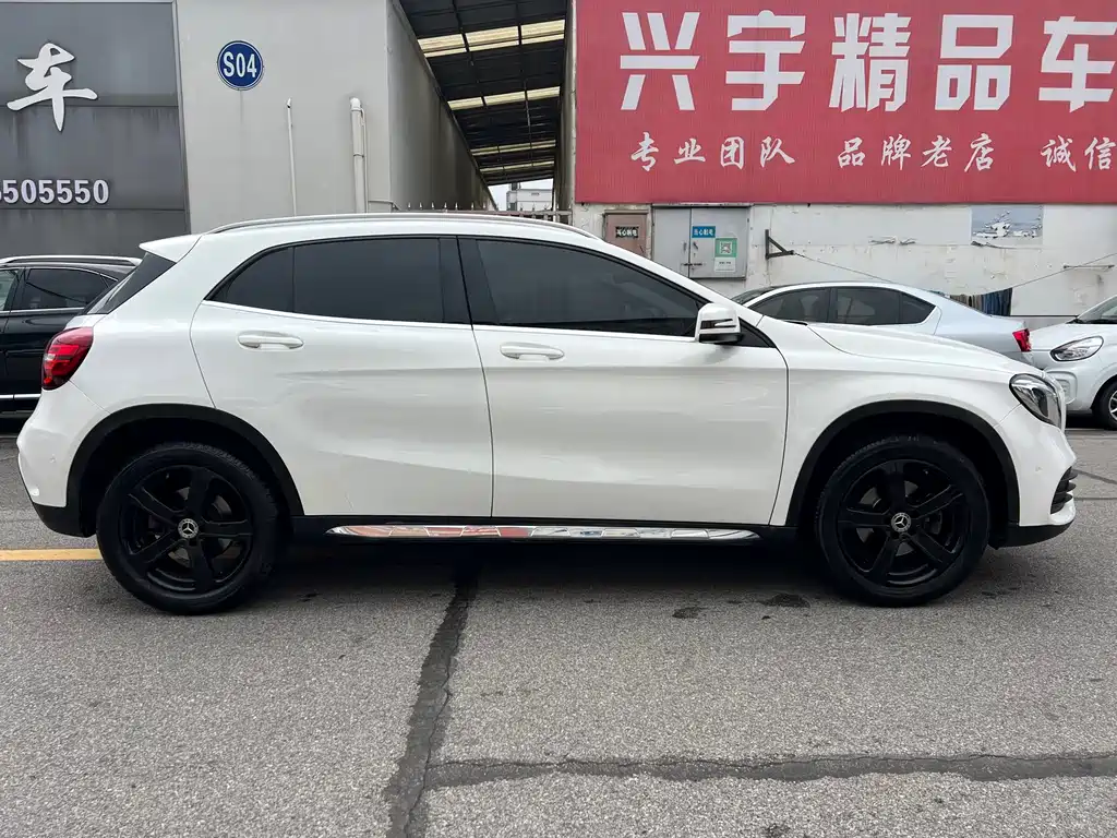 Mercedes-Benz GLA 2019 GLA 200 Fashion Edition
