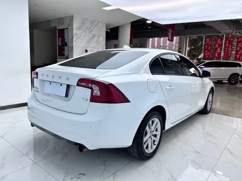 Volvo S60 2016 S60L T3 Smart Drive Edition