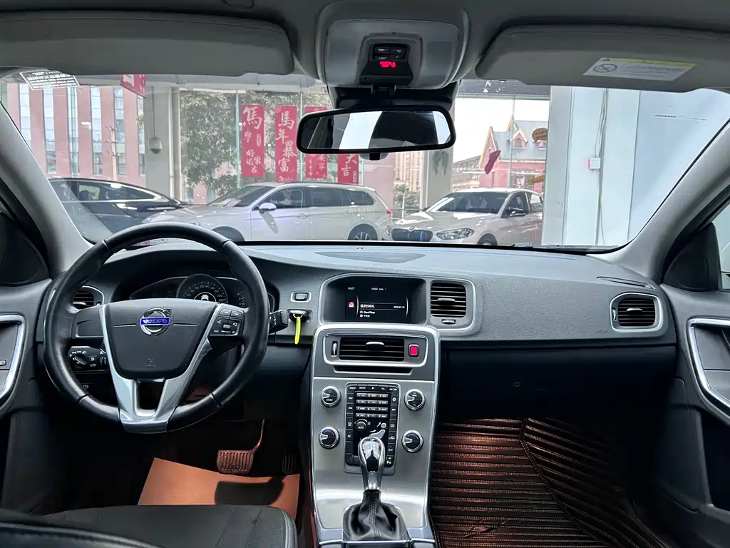 Volvo S60 2016 S60L T3 Smart Drive Edition